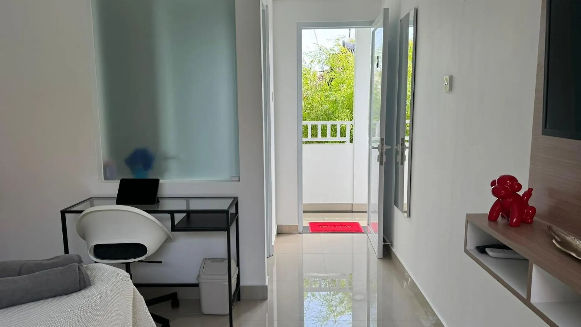 Homely, Cozy Studio In Seminyak 5 0*,